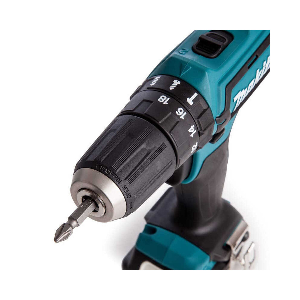 Pack HP331D et CL106FD Makita CLX214X1