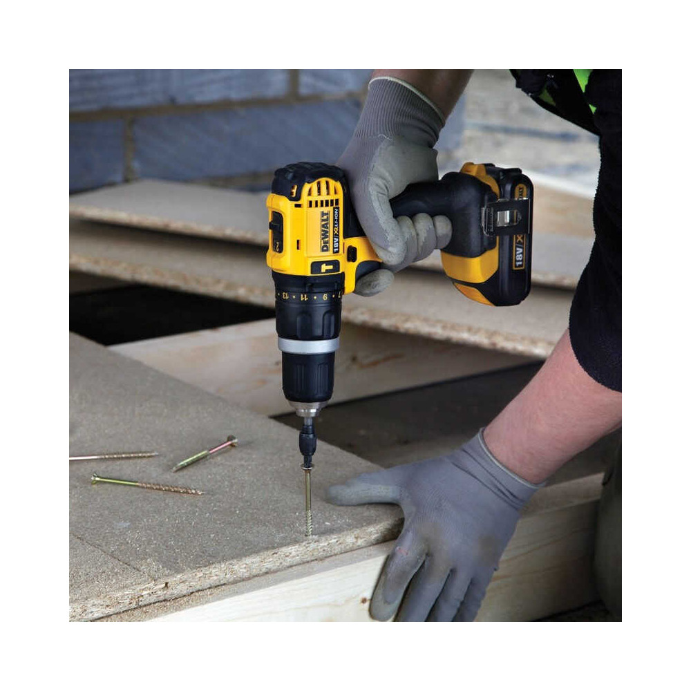 Pack DeWalt DCK206M2T perforateur + perceuse 18V