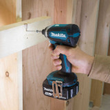Combopack 3 outils LXT 2 x 5,0 Ah Makita DLX3154TX1