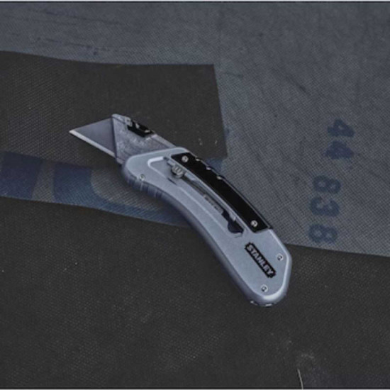 Cutter de poche Quickslide Stanley 0-10-810