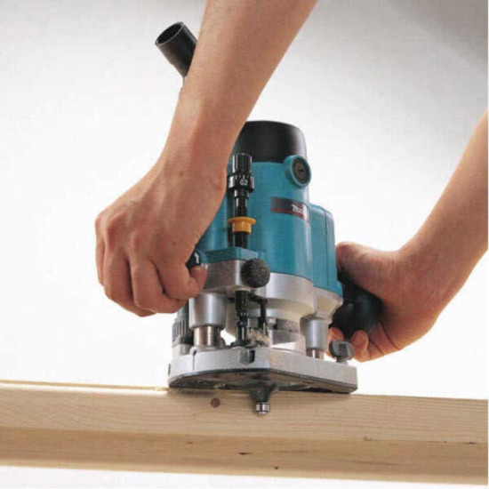 Défonceuse Makita RP0910J