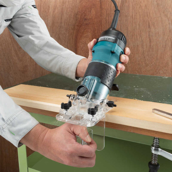 Affleureuse Makita 3712J