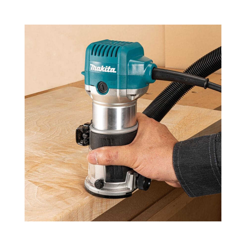 Affleureuse-défonceuse Makita RT0702CJ 710 W MAKPAC
