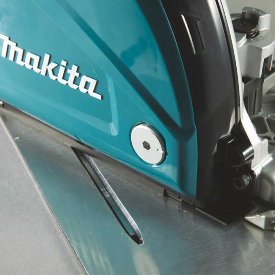 Fraiseuse plaque aluminium Makita CA5000XJ
