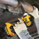Boulonneuse DeWalt DCF880N-XJ 18V XR