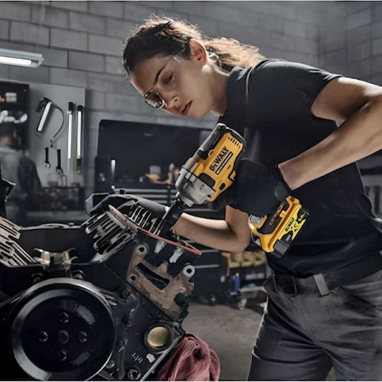 Boulonneuse DeWalt DCF892N-XJ 18V XR 812 Nm