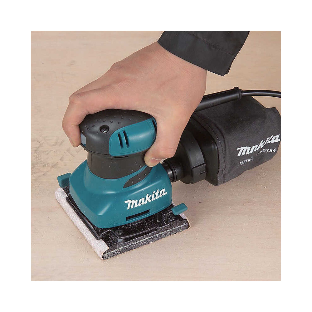 Ponceuse vibrante Makita BO4556K 200 W 1,1 kg