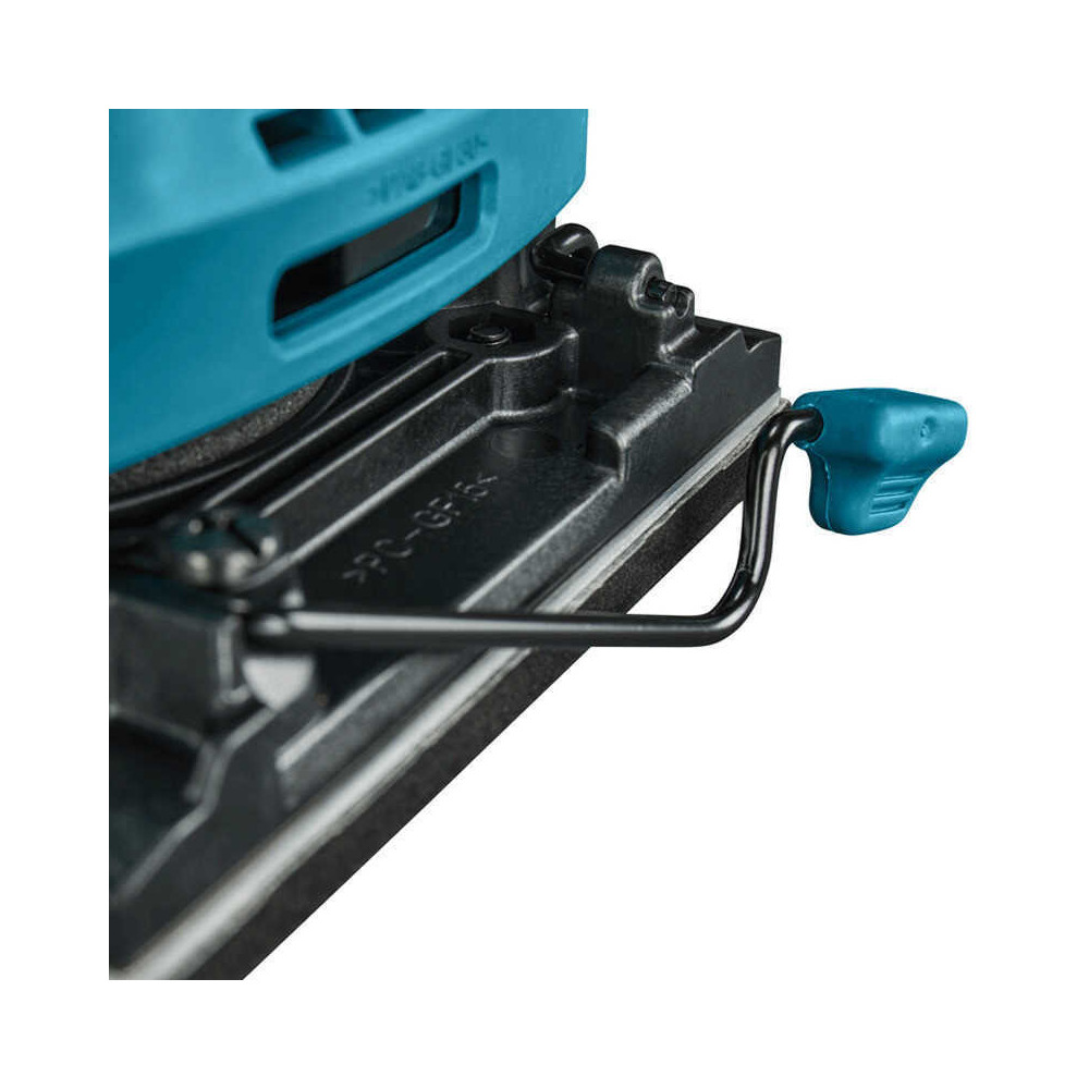 Ponceuse vibrante Makita DBO481RTJ 18V 2 x 5,0 Ah