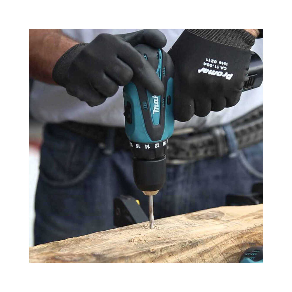 Perceuse visseuse Makita DF330DWE 12V CXT