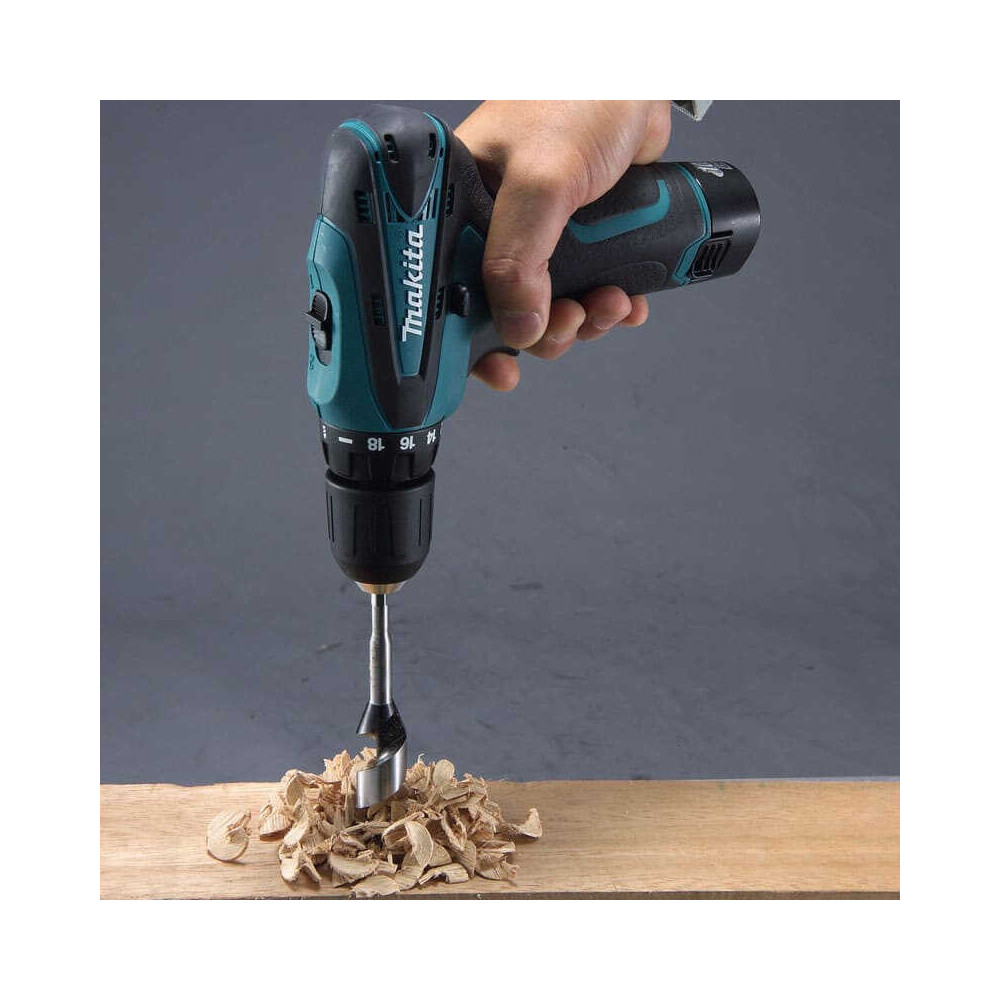 Perceuse visseuse Makita DF330DZ 12V CXT