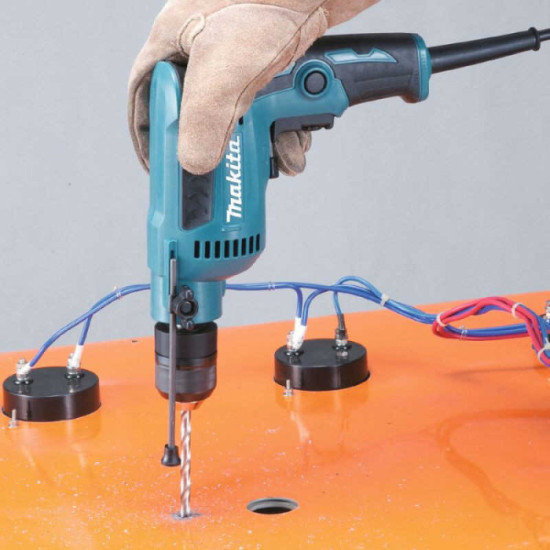 Perceuse filaire Makita DP2011 370 W 6,5 mm