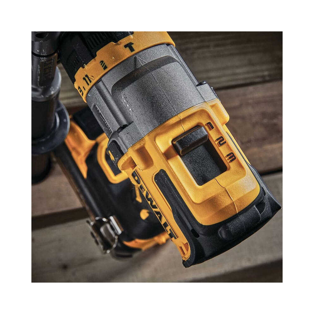 Perceuse à percussion DeWalt DCD999NT-XJ