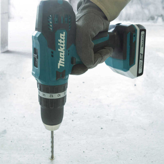 Perceuse à percussion Makita HP488DWE 18V série G