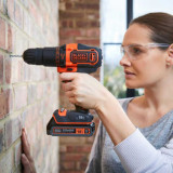 Perceuse à percussion BLACK+DECKER BDK188KB2