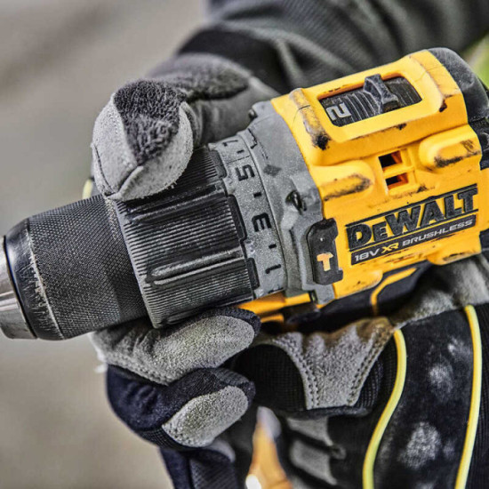 Perceuse visseuse à percussion DeWalt DCD805N-XJ