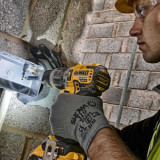 Perceuse visseuse à percussion DeWalt DCD796M2