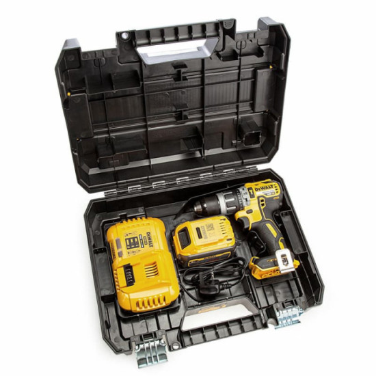 Perceuse visseuse à percussion DeWalt DCD796T1T