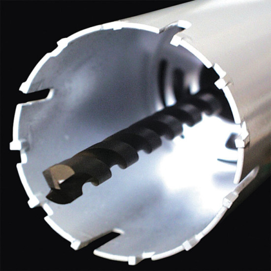 Carotteuse diamant Makita DBM080 1300 W