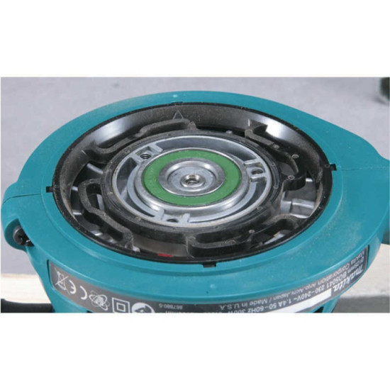 Ponceuse excentrique Makita BO5041J 125 mm 300 W