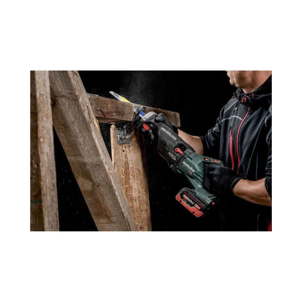 Scie sabre Metabo 602258810 18V 2x8,0 Ah metaBOX