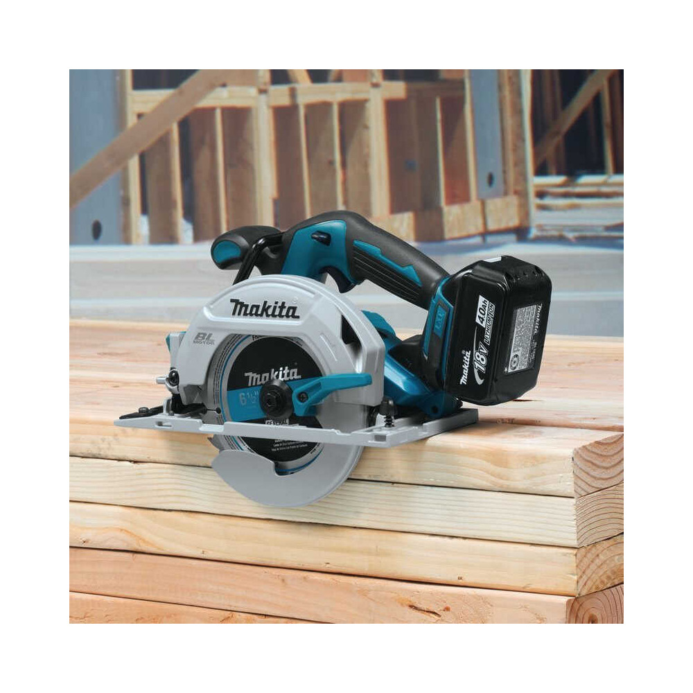 Scie circulaire Makita DHS680RMJ 18V LED 2 x 4,0 Ah