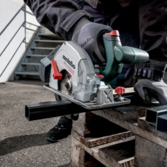 Scie circulaire Metabo MKS 18 LTX BL 58 18V machine nue HT