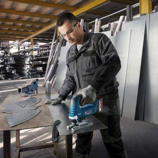 Scie sauteuse Bosch Professional 06015B3021
