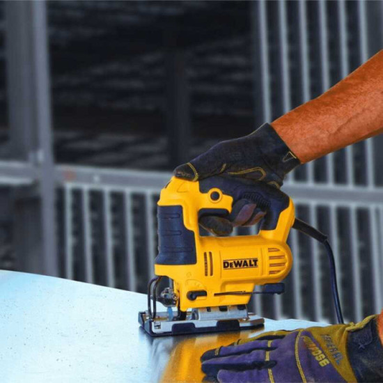 Scie sauteuse filaire DeWalt DWE349-QS 650 W