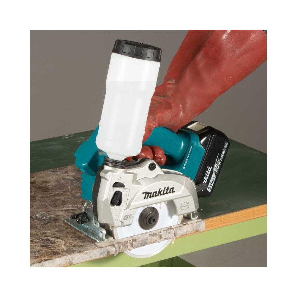 Scie circulaire Makita DCC501RTJ 18V 125 mm 2 x 5,0 Ah