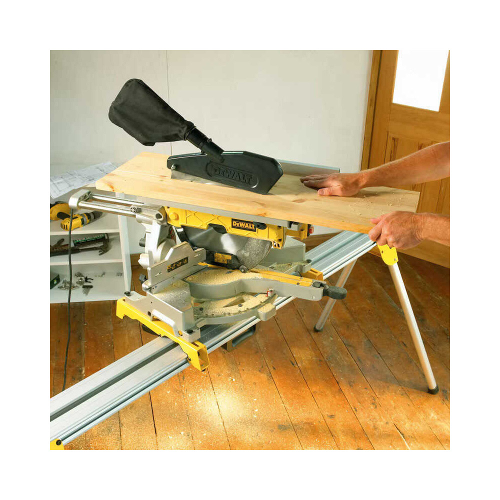 Scie à onglet radiale DeWalt D27112-QS 1 600 W 305 mm