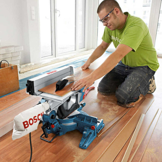Scie circulaire sur table Bosch GTM 12 JL