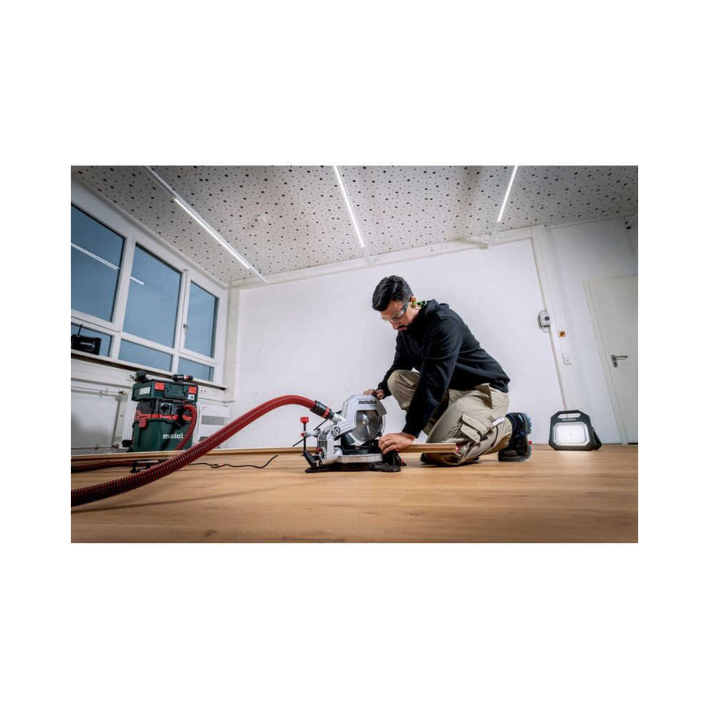 Scie à onglet Metabo KS 216 M 1 100 W lame 216 mm