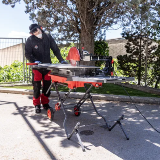 Scie sur table Rubi 58909 lame Ø250 mm coupe 90 cm