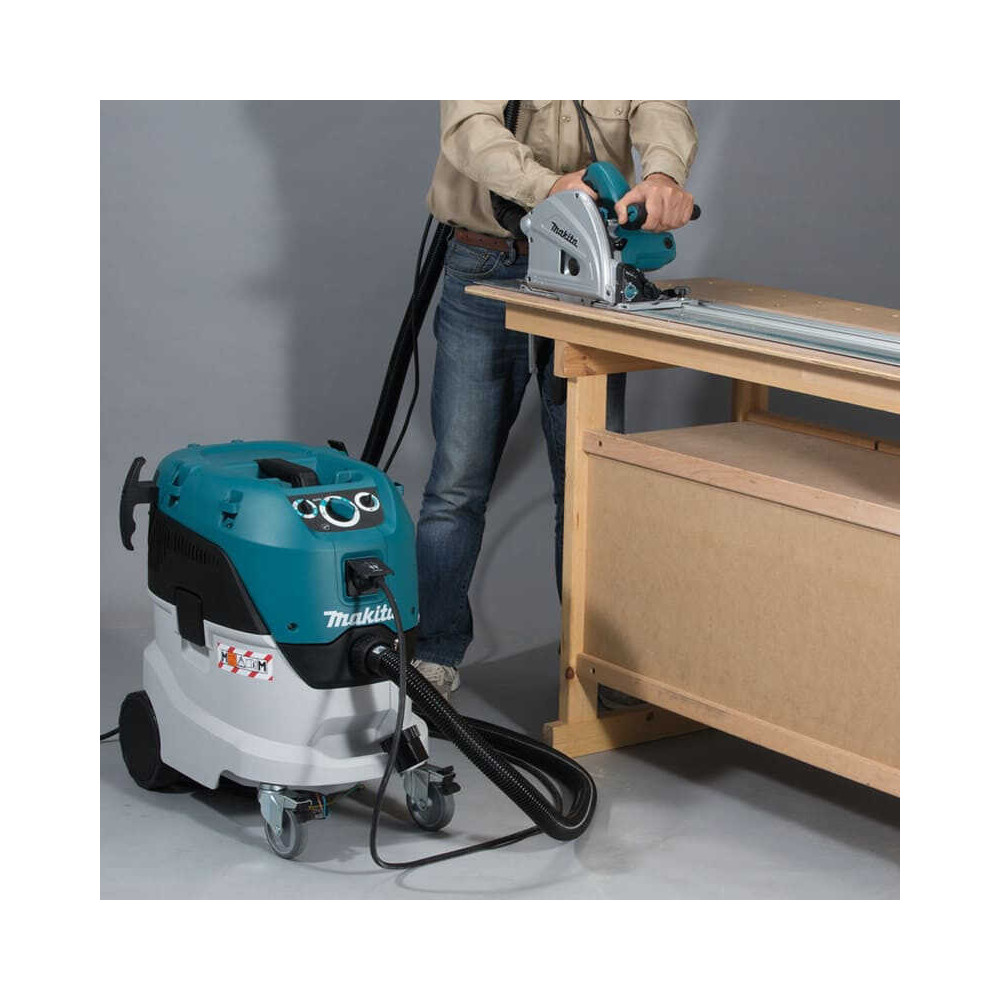 Aspirateur de chantier Makita VC4210LX classe L 34 L