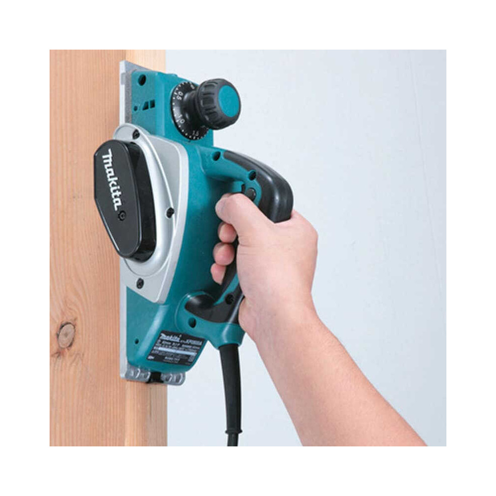 Rabot Makita KP0800 620 W largeur 82 mm filaire