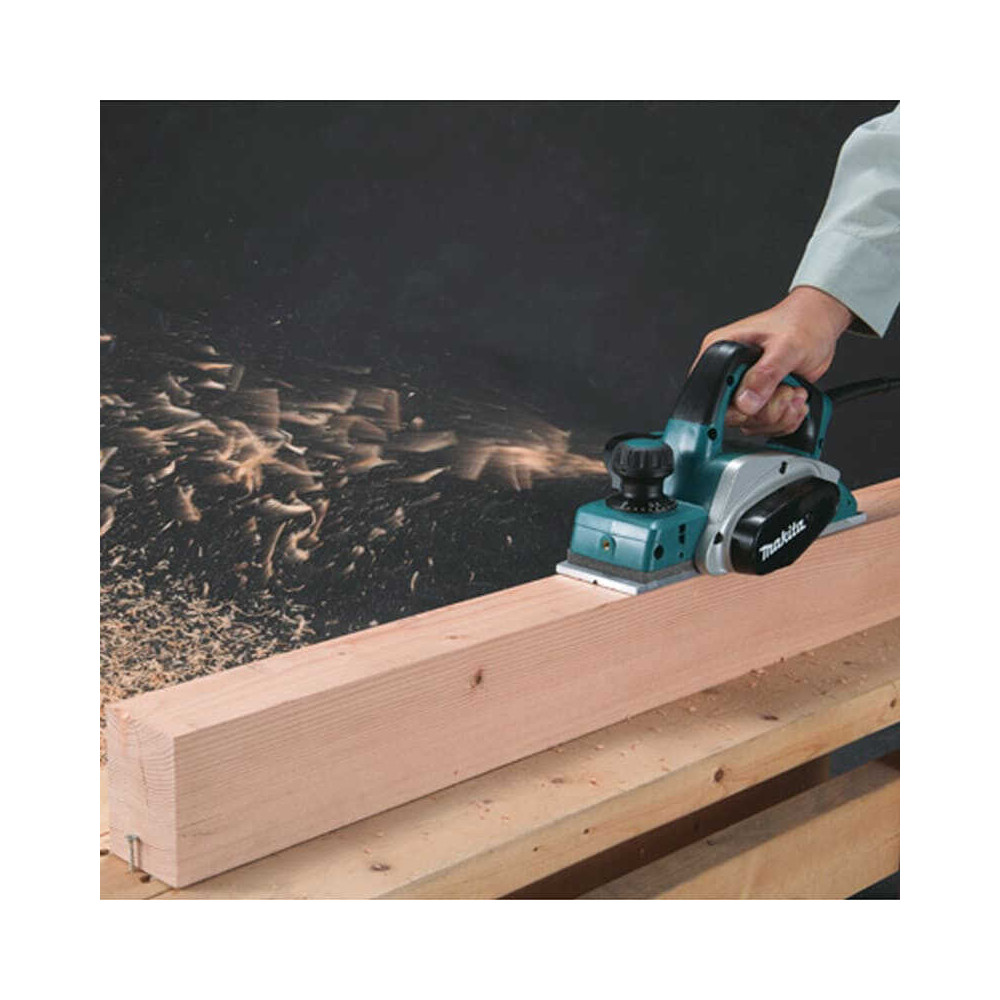 Rabot Makita KP0800J 620 W 82 mm en coffret Makpac