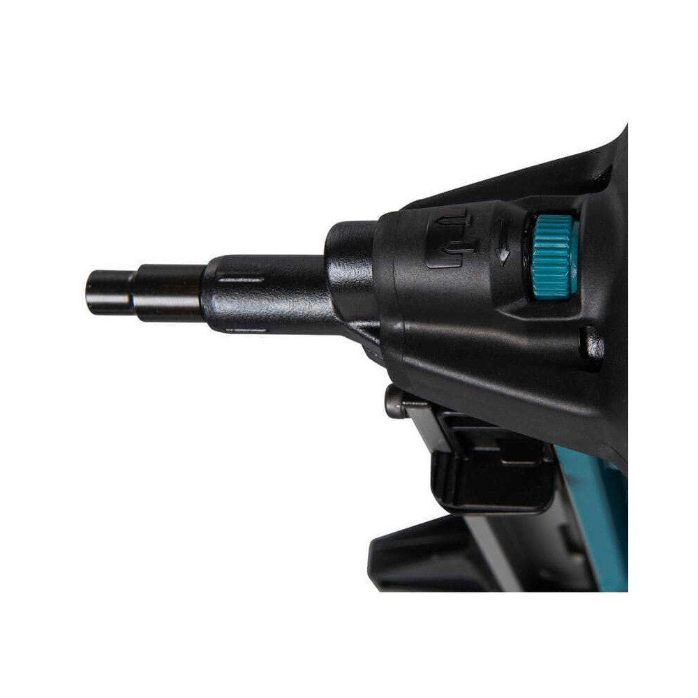 Cloueur à béton à gaz Makita GN420CLSE