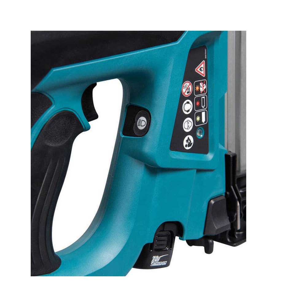 Cloueur à béton à gaz Makita GN420CLSE