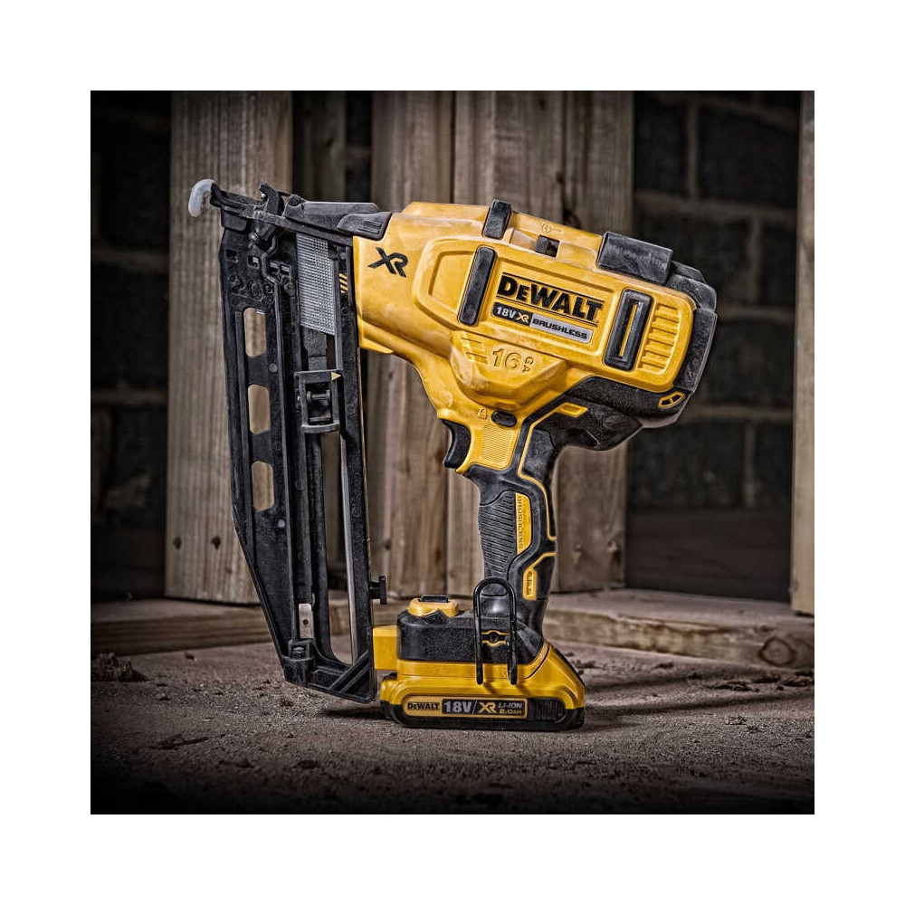 Cloueur de finition sans fil DeWalt DCN660N