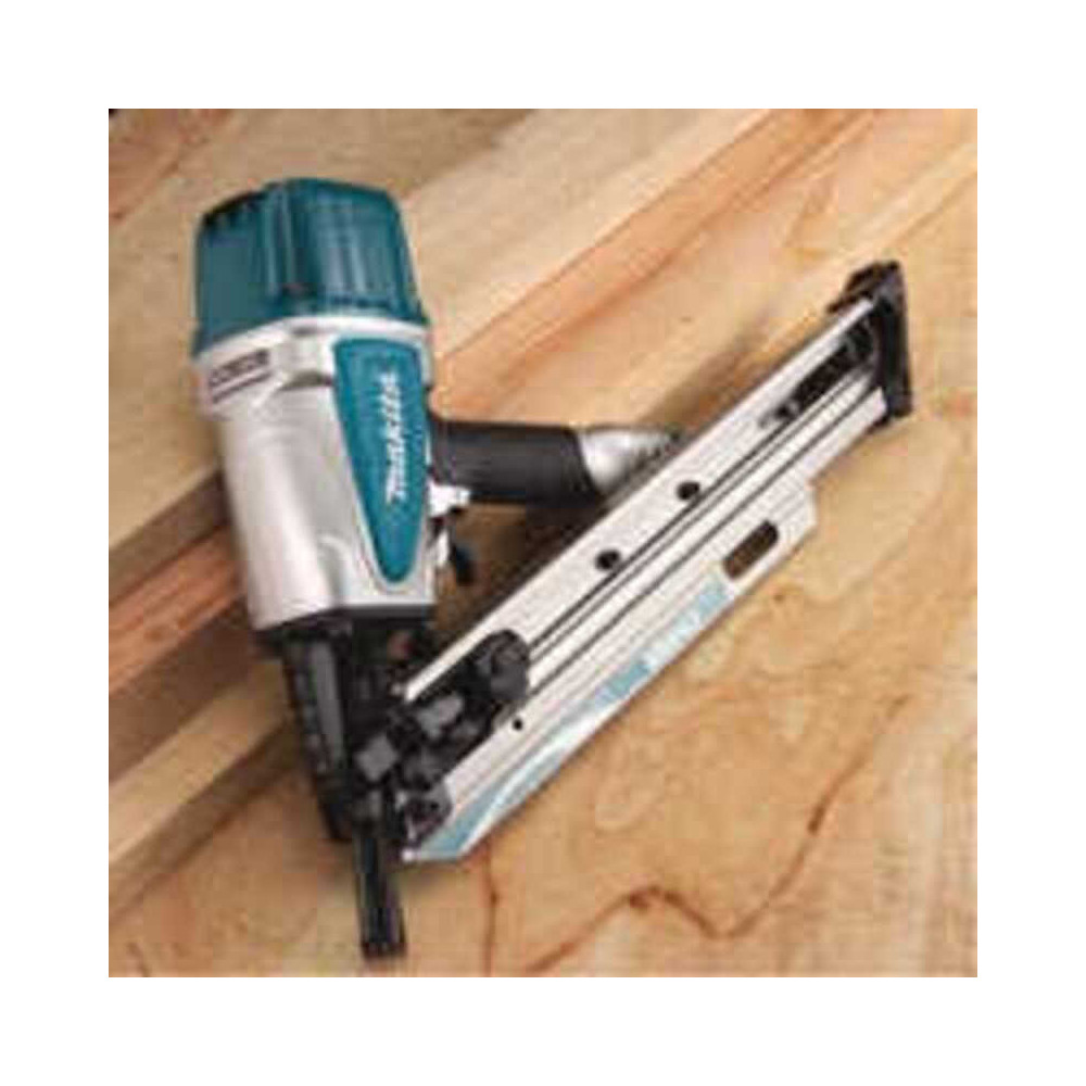 Cloueur de charpente pneumatique Makita AN943K