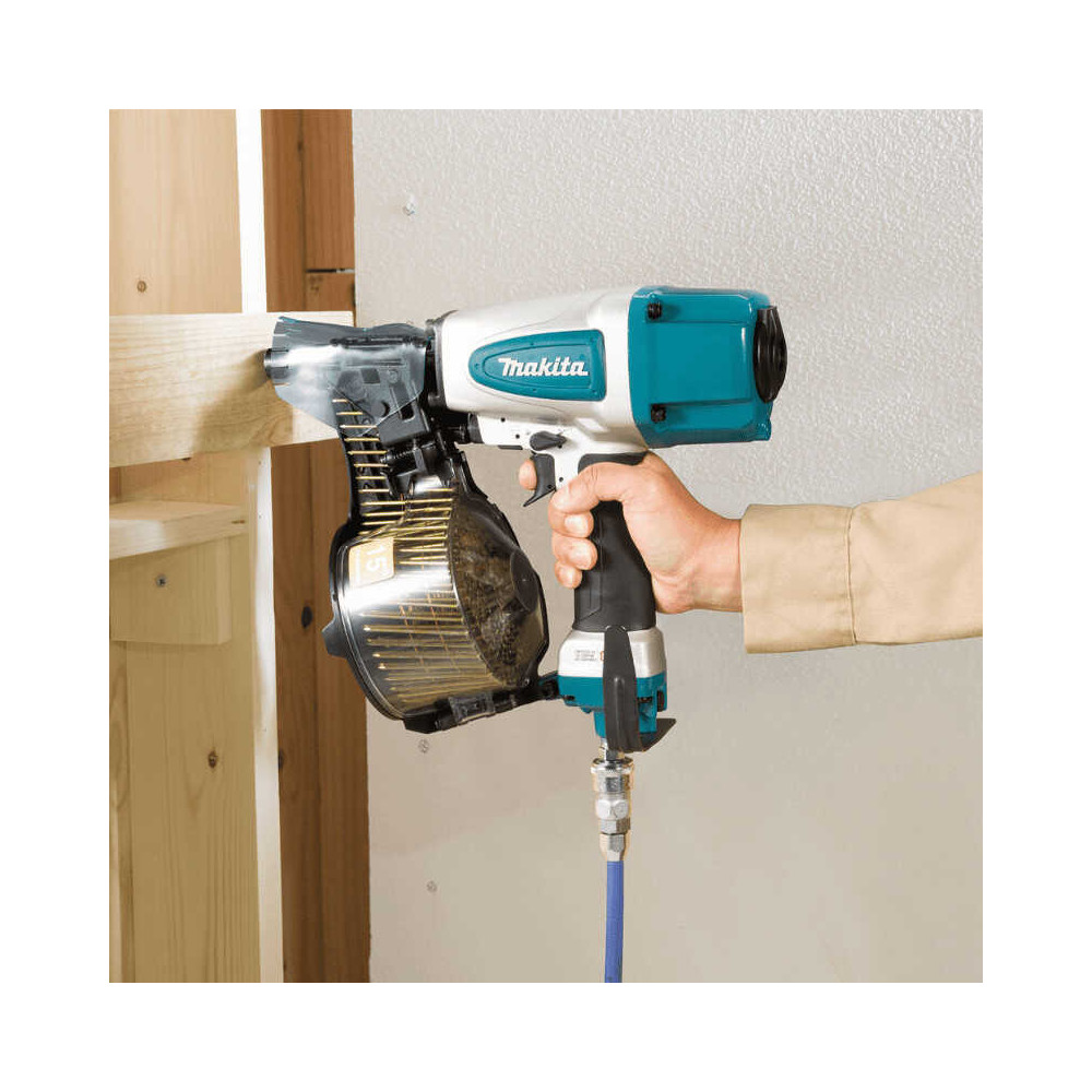 Cloueur à rouleau pneumatique Makita AN613