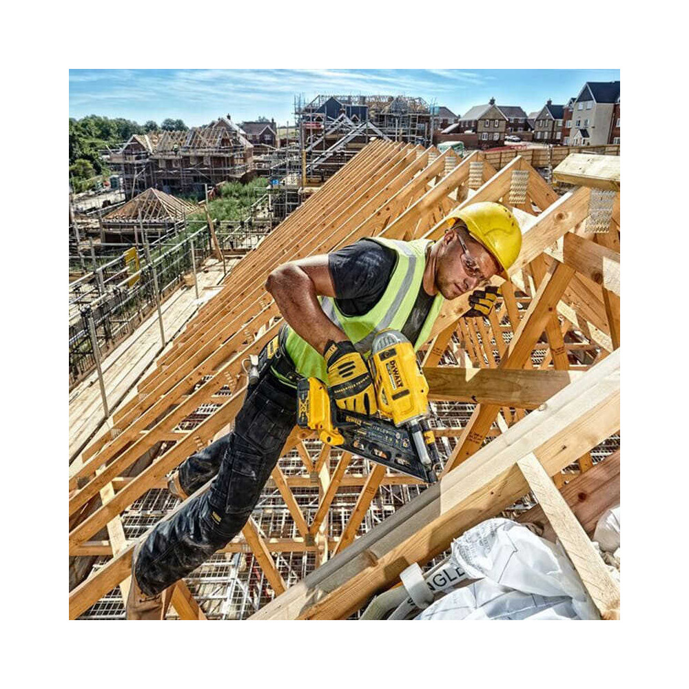 Cloueur de charpente sans fil DeWalt DCN692NK