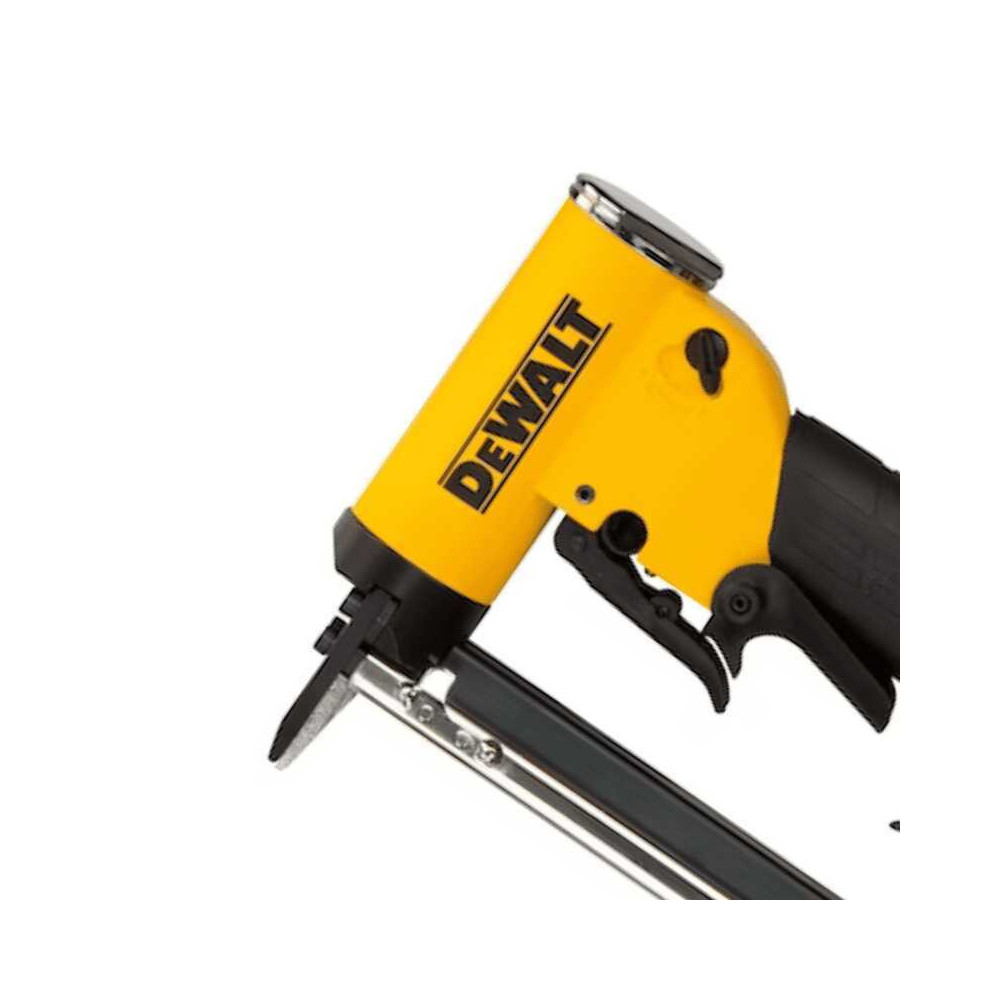 Agrafeuse pneumatique DeWalt DPS8016-XJ finition