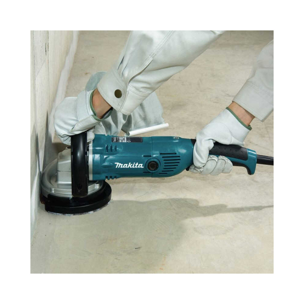 Surfaceuse à béton Makita PC5000C