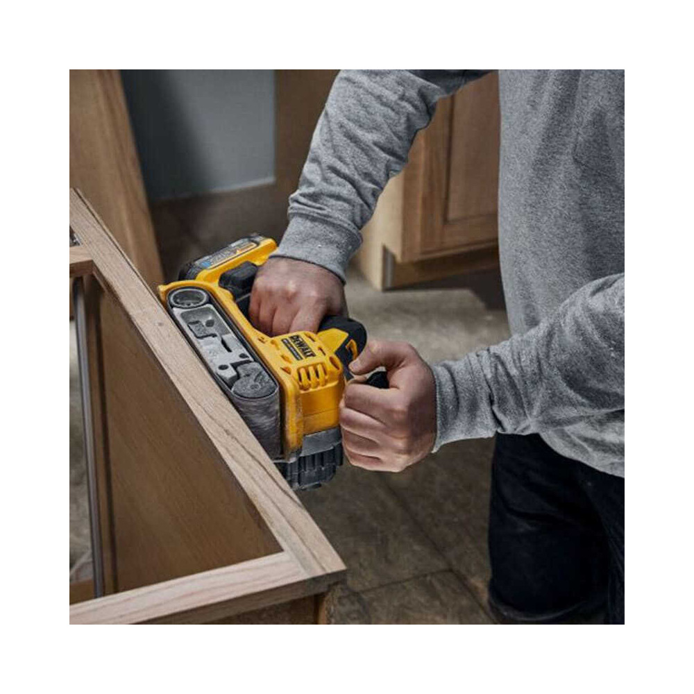 Ponceuse à bande DeWalt DCW220NT-XJ