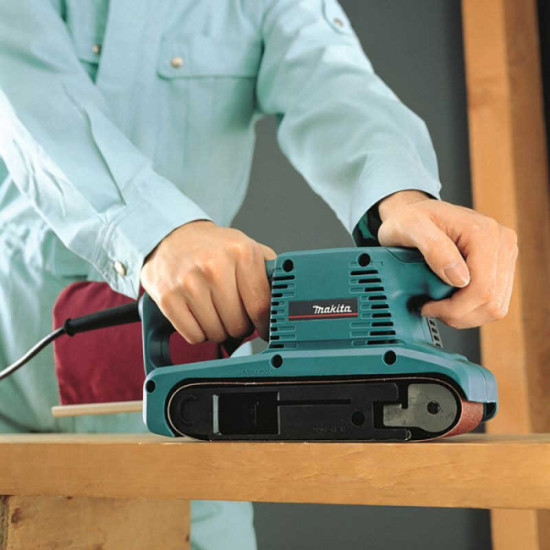 Ponceuse bande 650 W 76 x 457 Makita 9910
