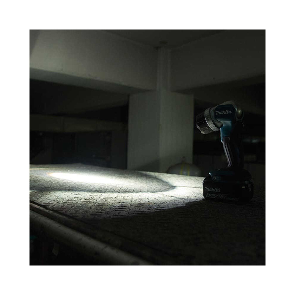 Lampe LED Makita DML808 faisceau réglable 190 lm