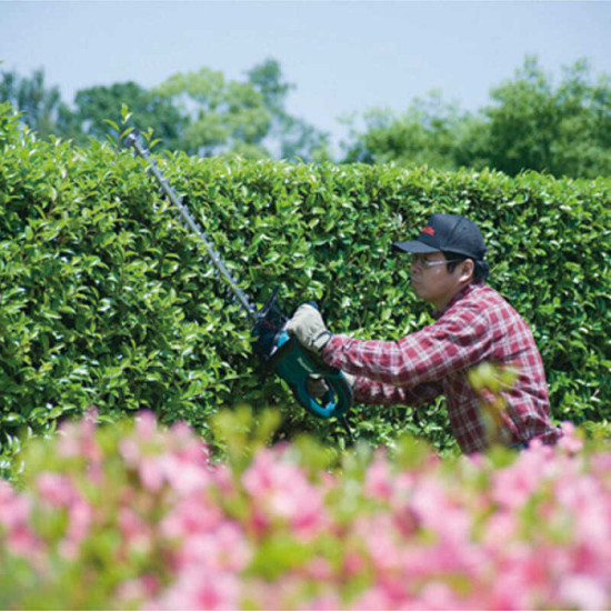 Taille-haie filaire Makita UH7580 670 W lamier 75 cm