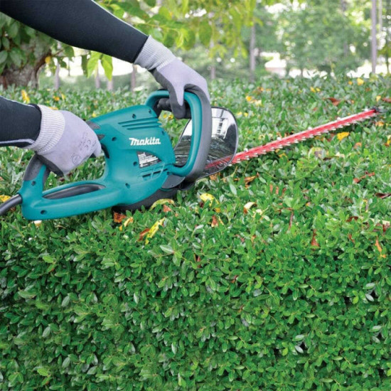 Taille-haie filaire Makita UH5570 550 W lamier 55 cm