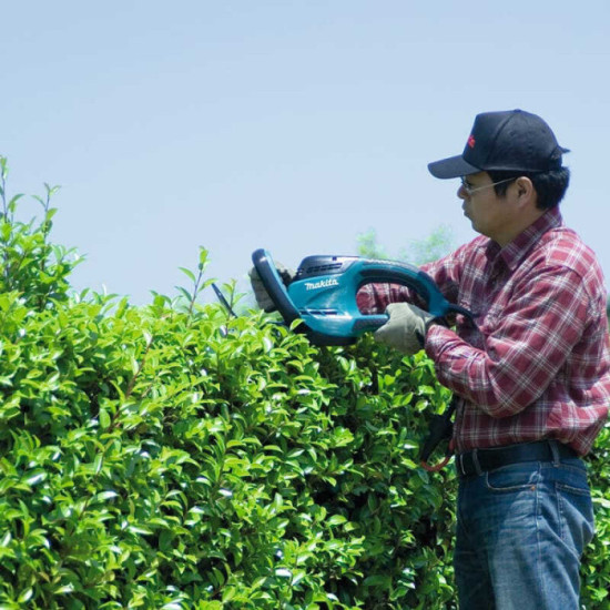 Taille-haie filaire Makita UH6580 670 W lamier 65 cm
